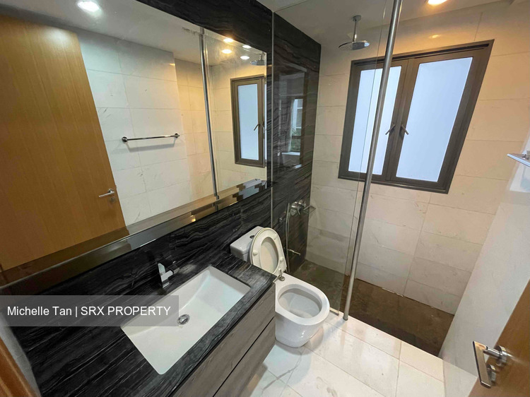 Waterfront Isle (D16), Condominium #448592111
